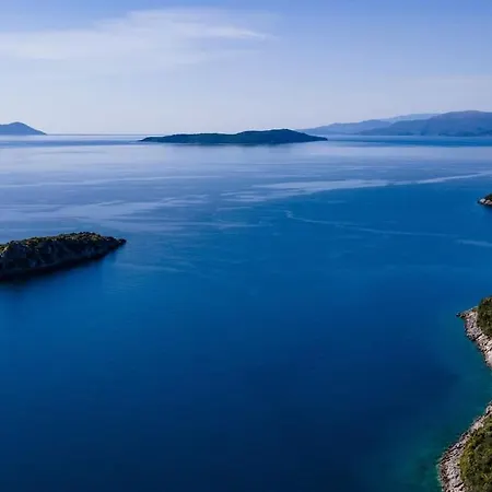 Antonis Petros * Sivota (Lefkada)